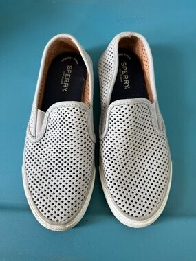 Skechers White Women's Slip-On Sneakers